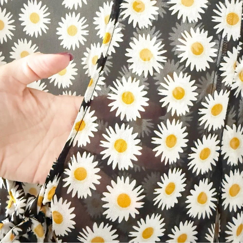 Zara Daisy Print Cropped Long Sleeve Semi Sheer Blouse Size XS - Picture 6 of 8